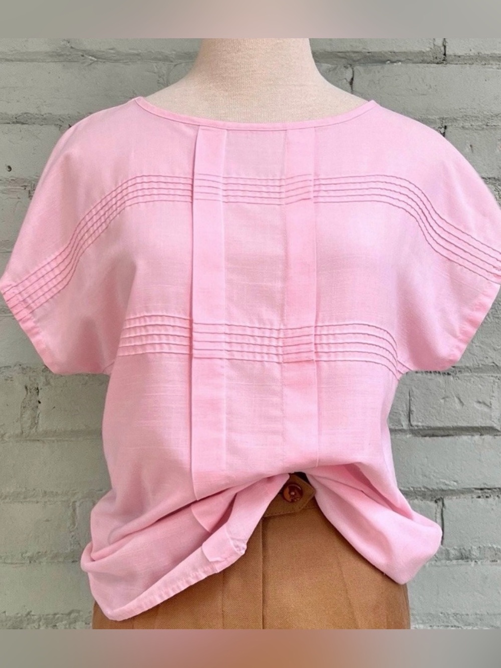 Vintage Pink Short Sleeve Top with Pintuck Detail